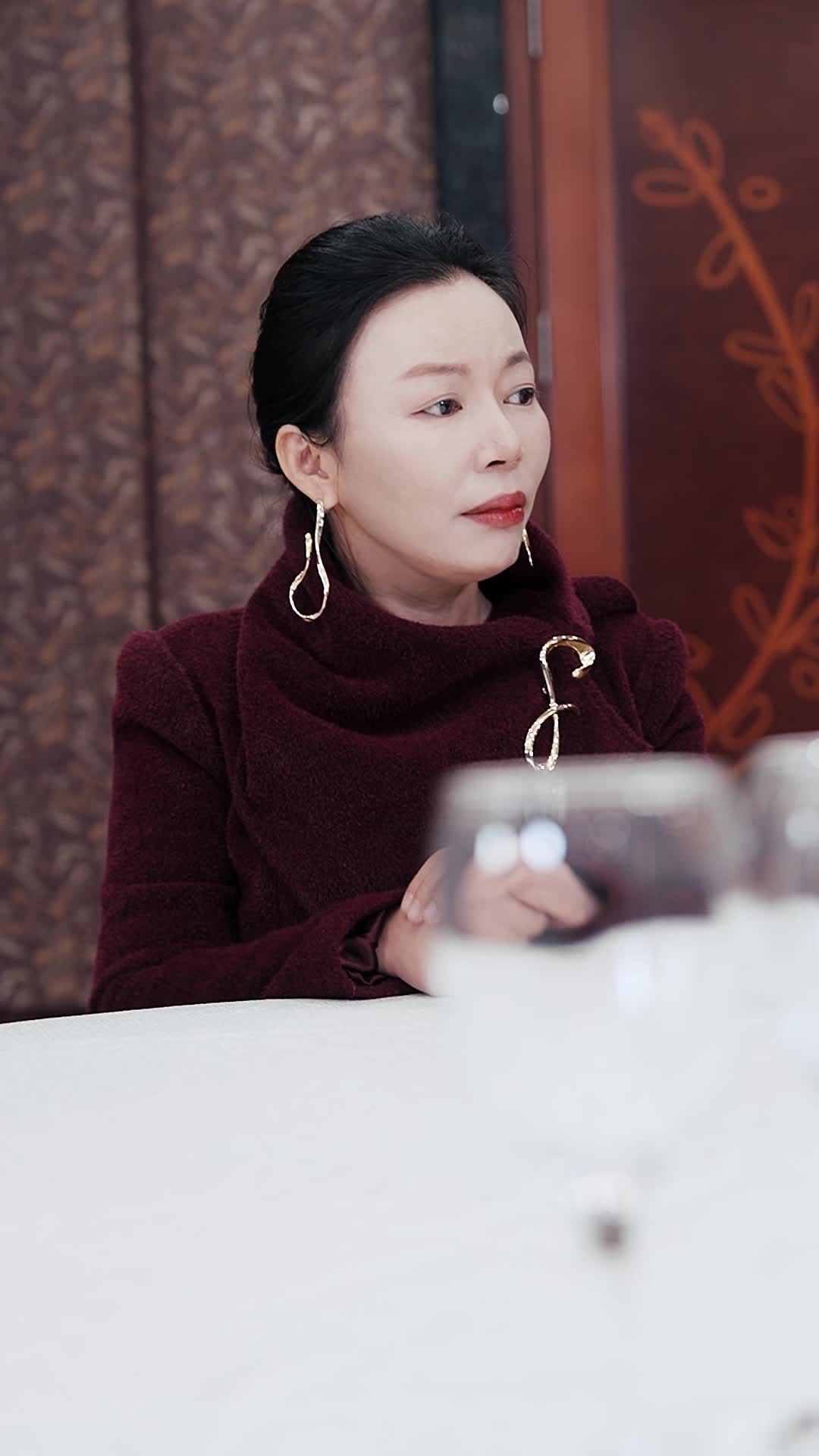 Tập 73 - Người Kế Thừa và Cuộc Hôn Nhân Giả